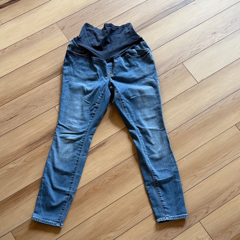 Old Navy Maternity Skinny Jeans